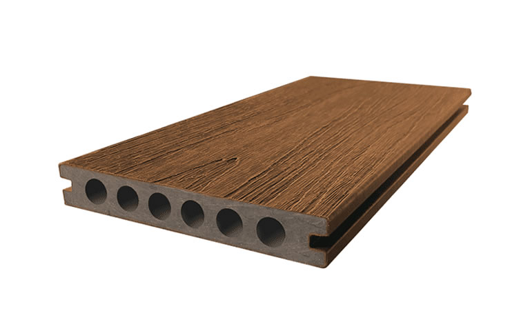 En KREO Jardiner&iacute;a puedes comprar Tarimas sint&eacute;ticas de composite y complementos especializados para Jardines, huertos y terrazas